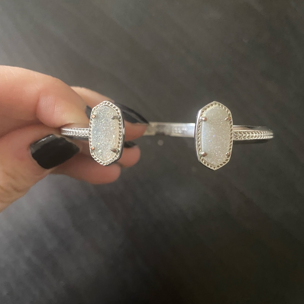 Kendra Scott bracelet